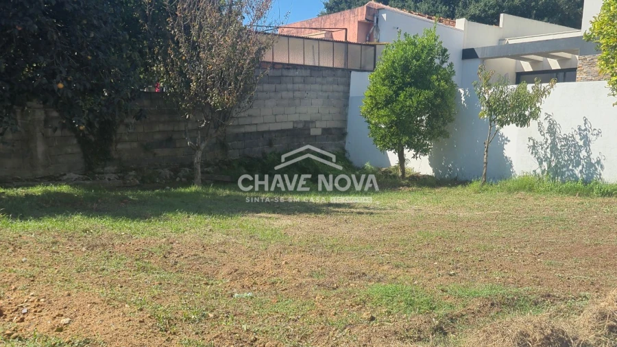 Terreno P/ Prédio para Venda em Arcozelo Foto 3