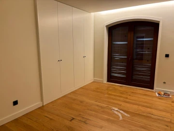 Moradia T4 para Arrendamento em Arcozelo