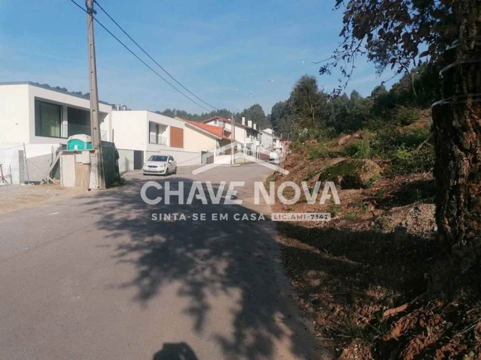 Terreno para Venda em Arcozelo Foto 4