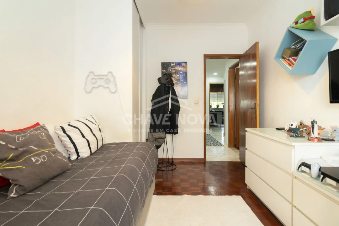 Apartamento T2 para Venda em Amora Foto 12