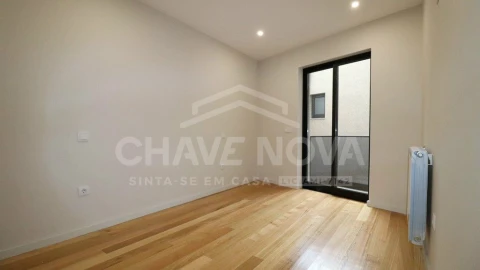 Apartamento T4 para Venda em Aguçadoura e Navais