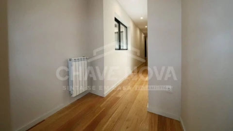 Apartamento T4 para Venda em Aguçadoura e Navais