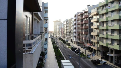 Apartamento T4 para Venda em Aguçadoura e Navais