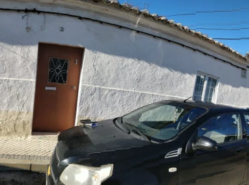 Moradia T3 para Venda em Assunção, Ajuda, Salvador e Santo Ildefonso