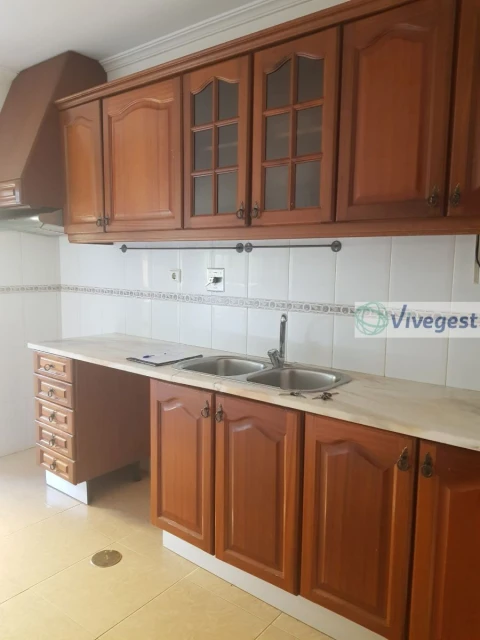 Apartamento T2 para Arrendamento em Cidade da Maia