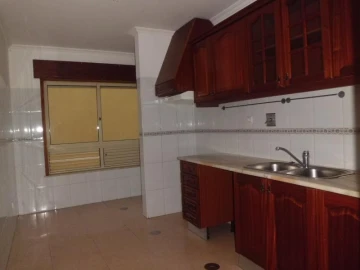 Apartamento T2 para Arrendamento em Cidade da Maia