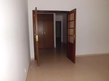 Apartamento T2 para Arrendamento em Cidade da Maia