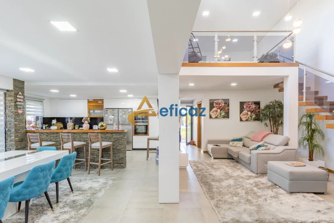 Moradia T3 para Venda em Guilhufe e Urrô Foto 1