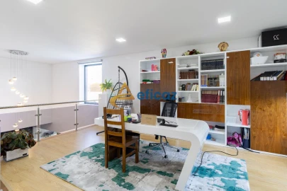 Moradia T3 para Venda em Guilhufe e Urrô