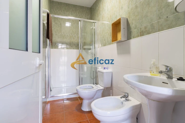 Moradia T3 para Venda em Guilhufe e Urrô Foto 23