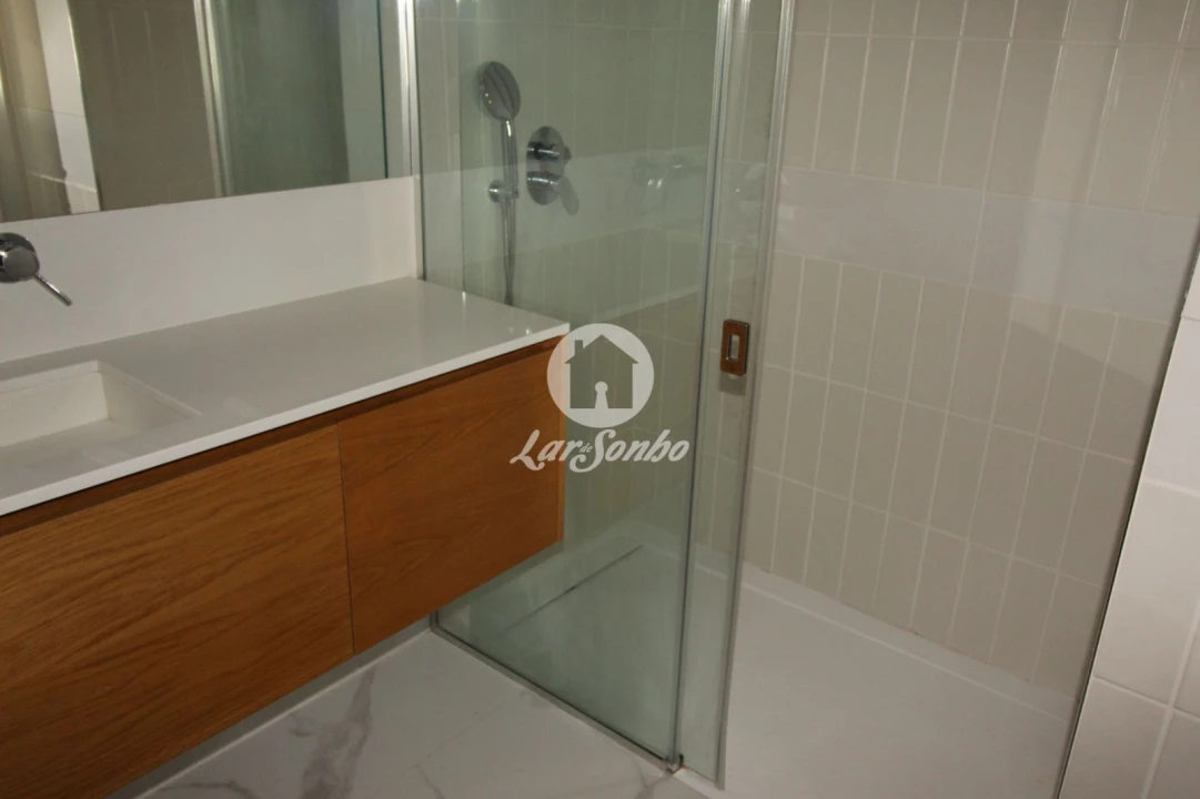 Apartamento T2 para Venda em São Vicente (Braga) Foto 6