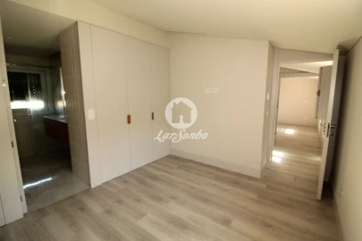 Apartamento T2 para Venda em São Vicente (Braga)