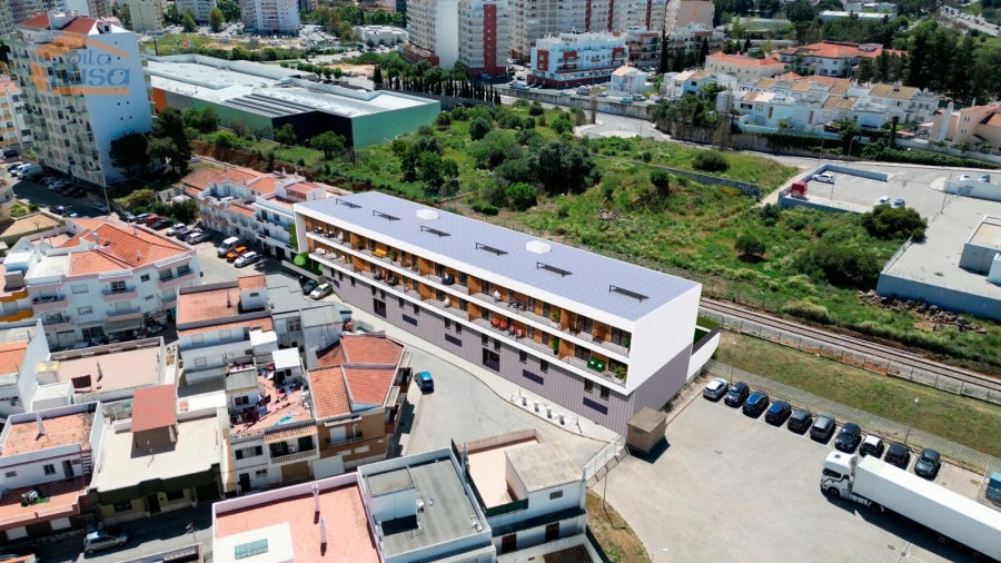 Apartamento T2 para Venda em Portimão Foto 2