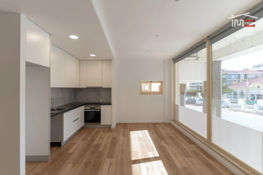 Apartamento T3 para Venda em Leiria, Pousos, Barreira e Cortes Foto 1