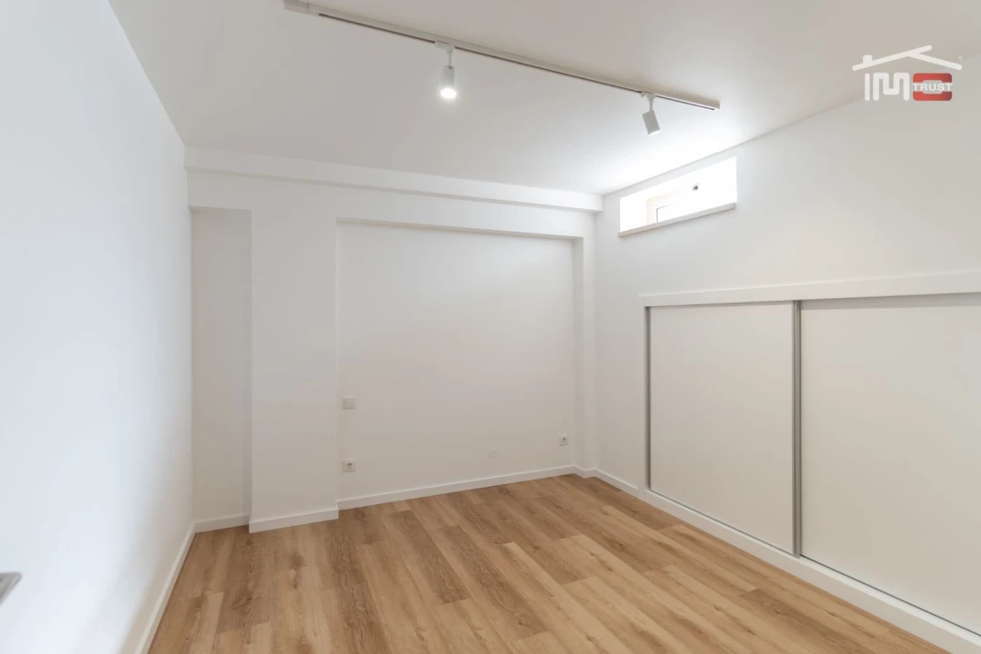 Apartamento T3 para Venda em Leiria, Pousos, Barreira e Cortes Foto 15
