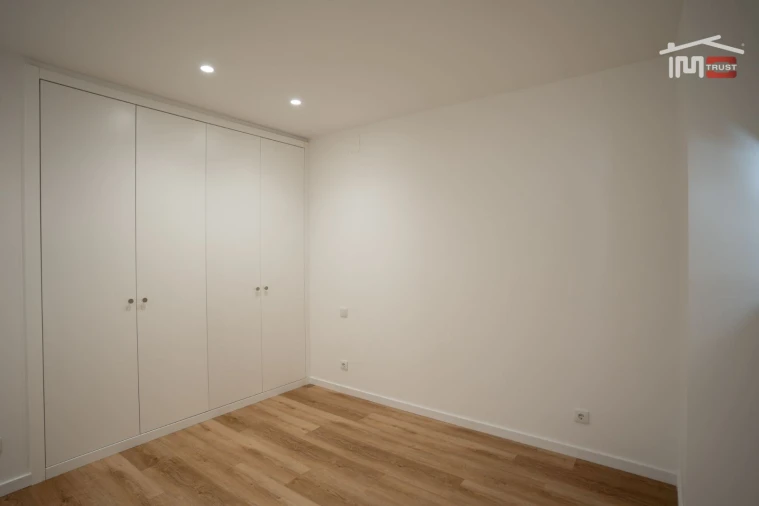 Apartamento T3 para Venda em Leiria, Pousos, Barreira e Cortes Foto 10