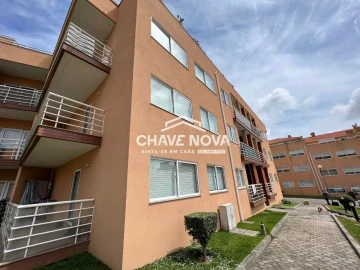 Apartamento T2 para Venda em Canelas