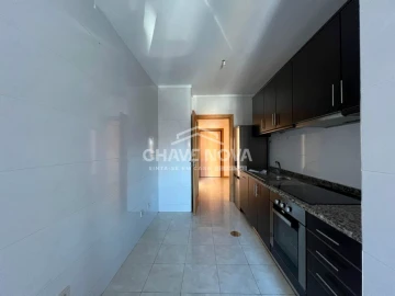 Apartamento T2 para Venda em Canelas
