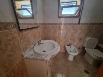 Apartamento T3 para Venda em O. Azeméis, Riba-Ul, Ul, Macinhata Seixa, Madail