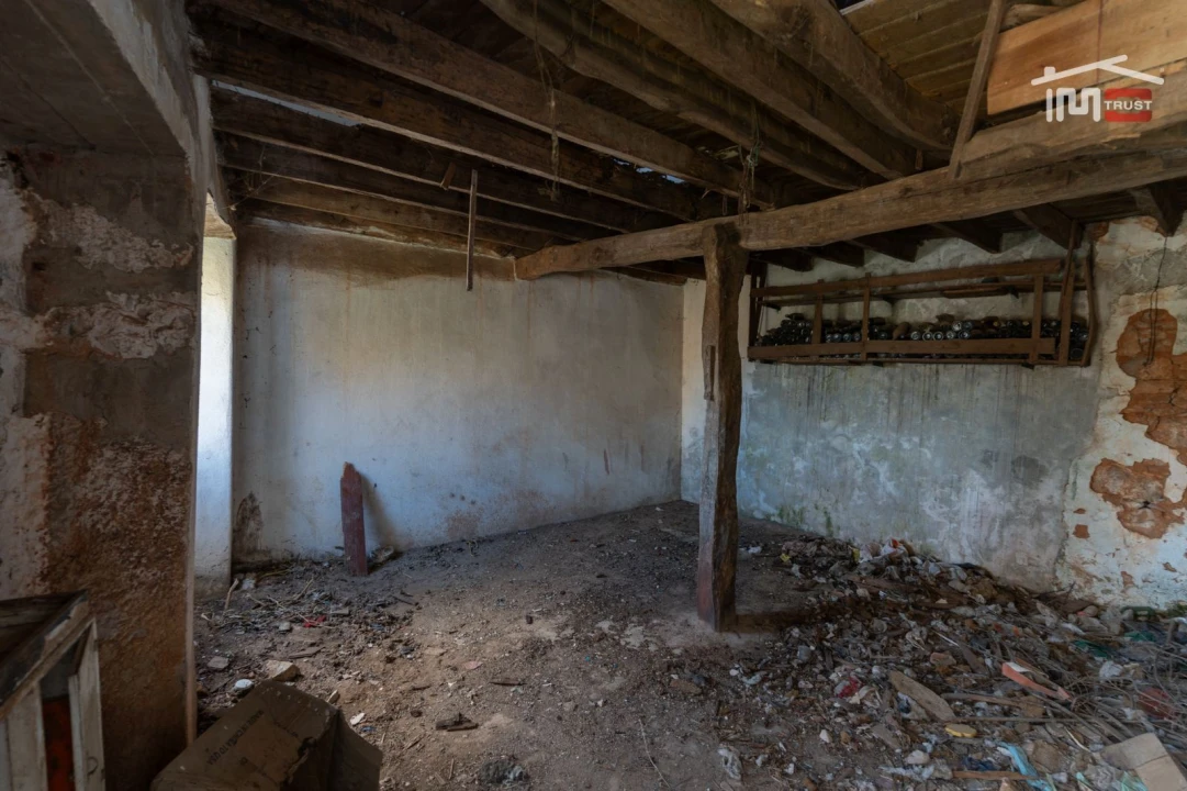 Moradia T3 para Venda em Mira de Aire Foto 2