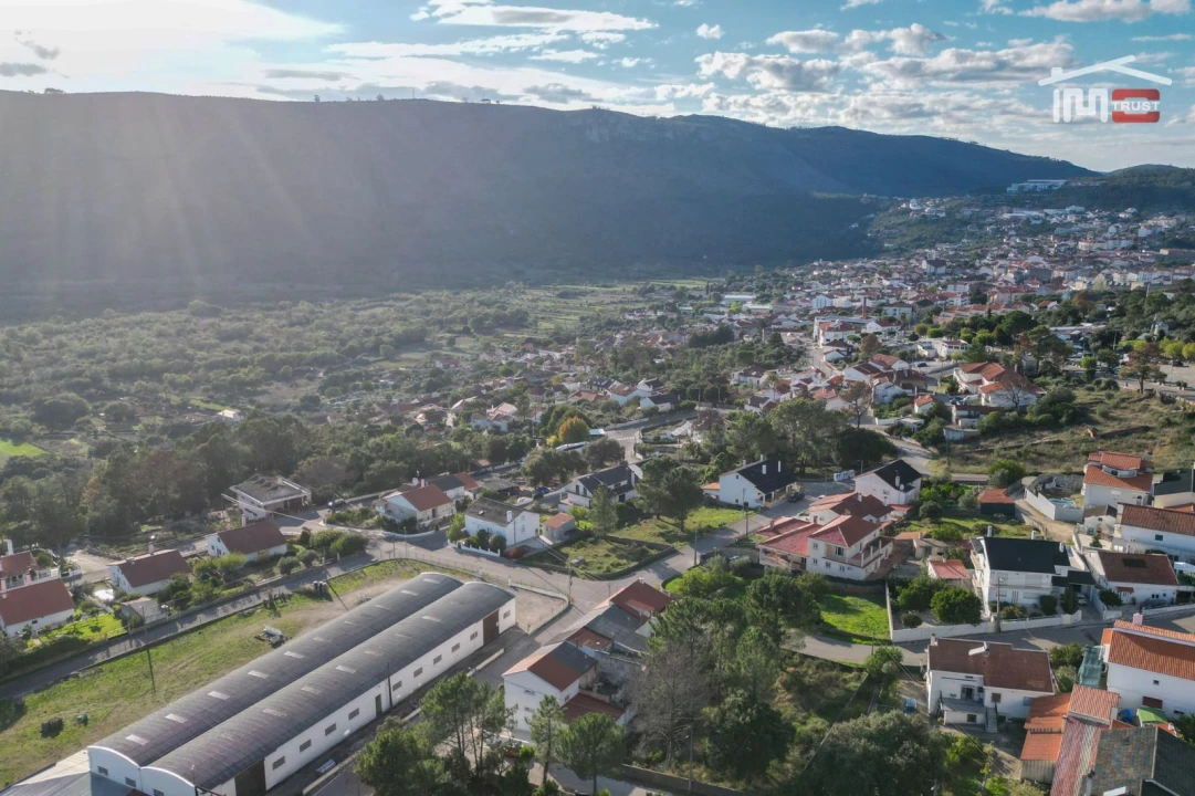 Moradia T3 para Venda em Mira de Aire Foto 8