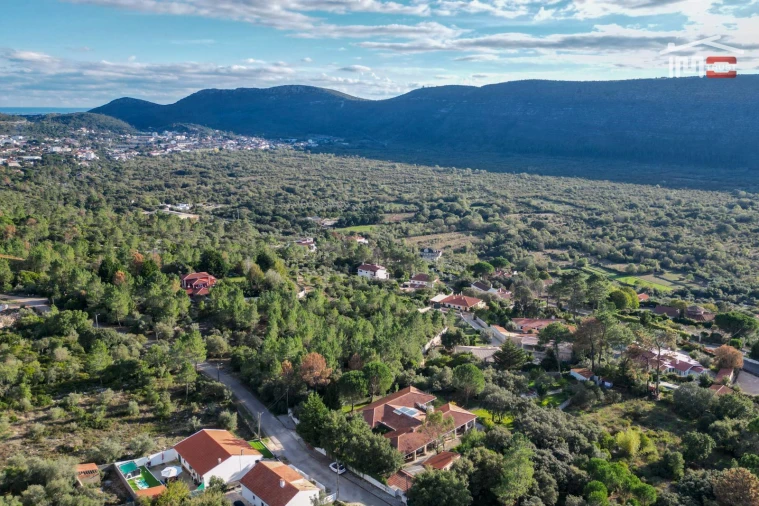 Moradia T3 para Venda em Mira de Aire Foto 7