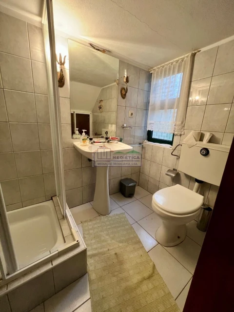 Moradia T5 para Venda em Alfandega da Fe