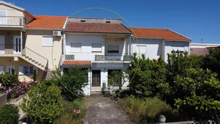 Moradia T5 para Venda em Alfandega da Fe Foto 4