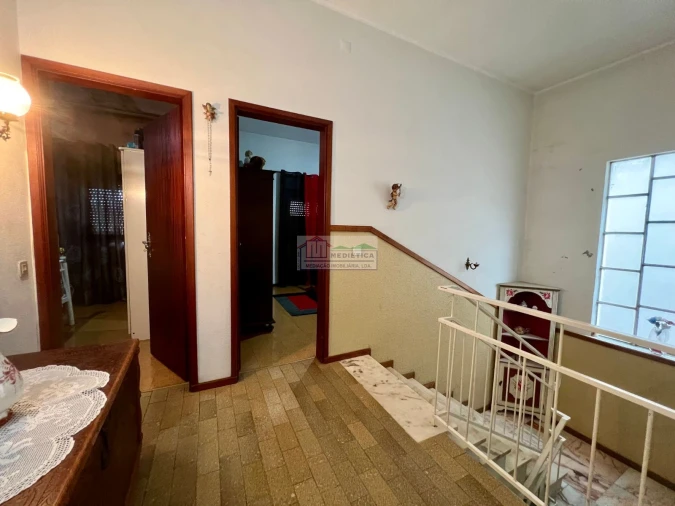 Moradia T5 para Venda em Alfandega da Fe Foto 13