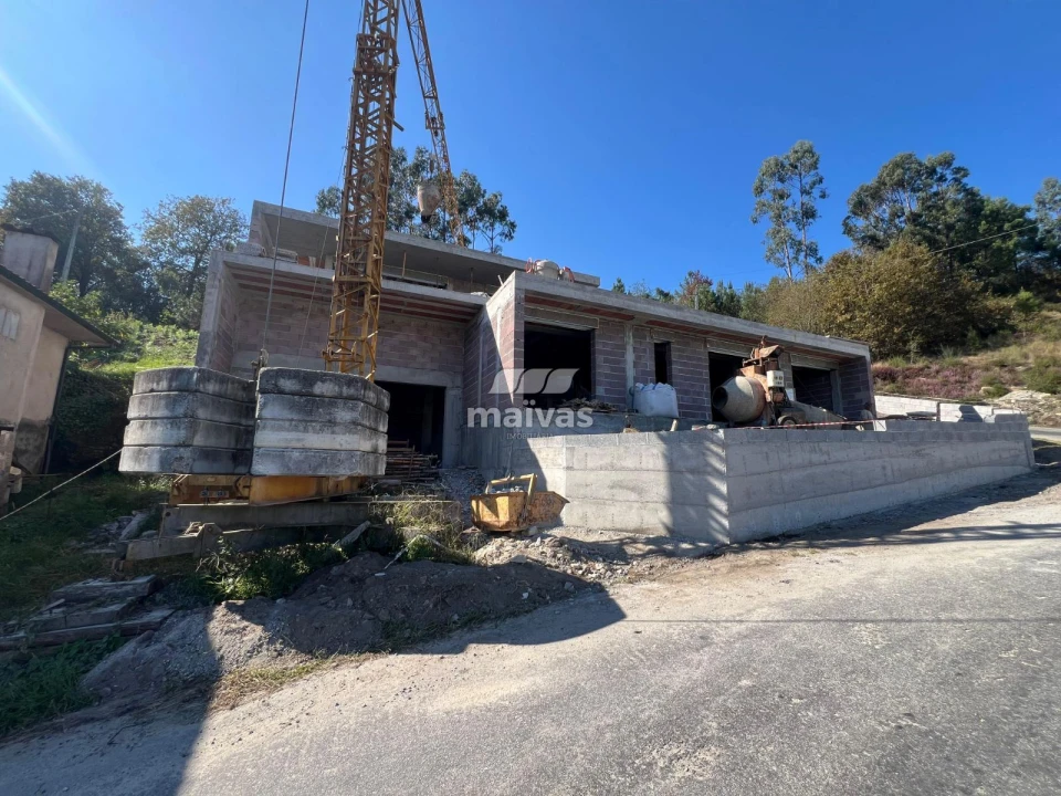 Moradia T3 para Venda em Gême Foto 4