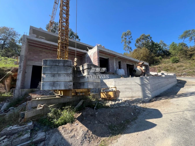 Moradia T3 para Venda em Gême Foto 5