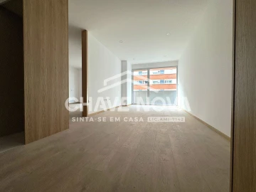 Apartamento T1 para Arrendamento em Lordelo do Ouro e Massarelos
