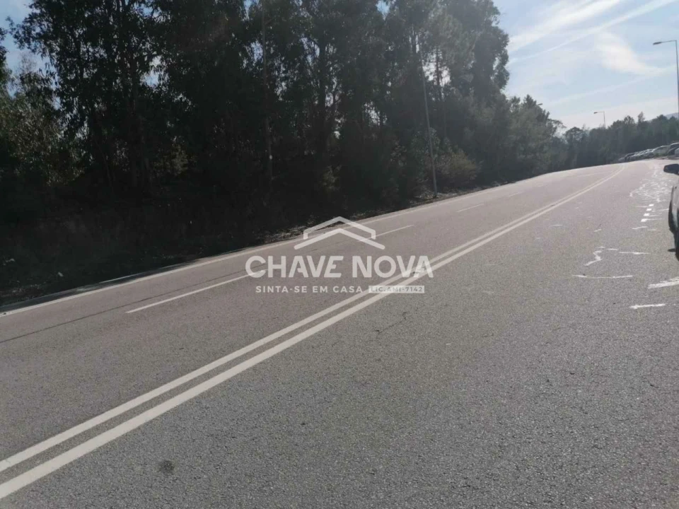 Terreno Comércio / Armazém para Venda em Gondomar (São Cosme), Valbom e Jovim Foto 11