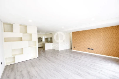 Apartamento T3 para Venda em Barcelos, V.Boa, V.Frescainha