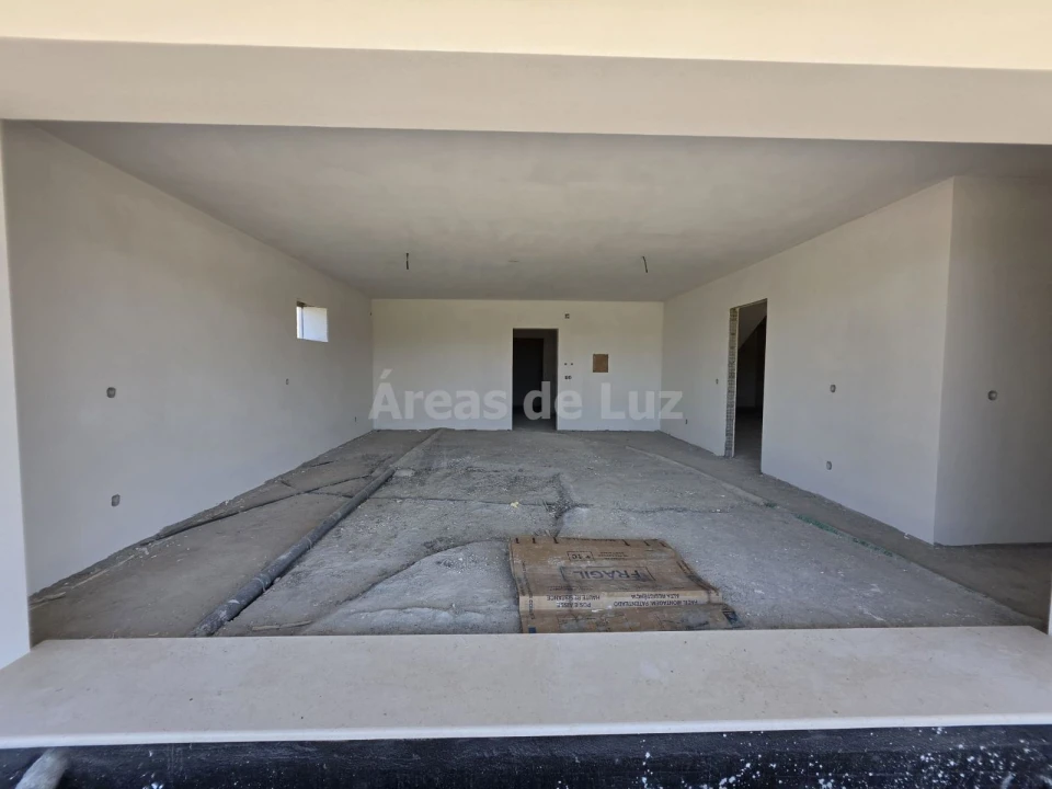 Moradia T3 para Venda em Leiria, Pousos, Barreira e Cortes Foto 10