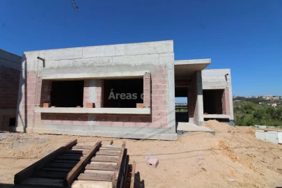 Moradia T3 para Venda em Leiria, Pousos, Barreira e Cortes