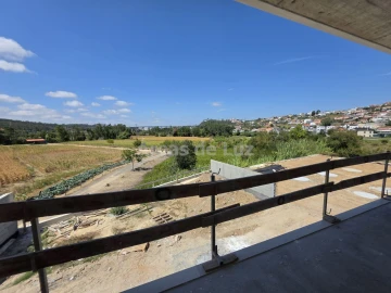 Moradia T3 para Venda em Leiria, Pousos, Barreira e Cortes