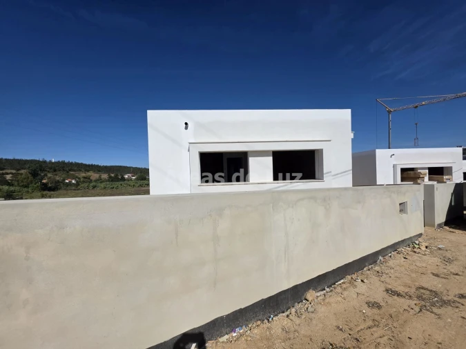 Moradia T3 para Venda em Leiria, Pousos, Barreira e Cortes Foto 17