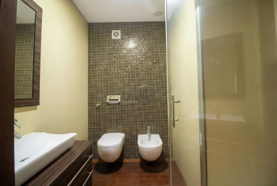 Moradia T4 para Venda em Mafamude e Vilar do Paraíso