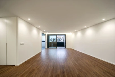 Apartamento T3 para Venda em Mafamude e Vilar do Paraíso