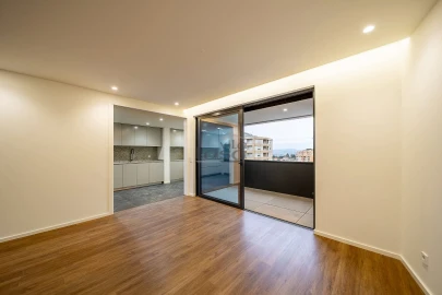 Apartamento T3 para Venda em Mafamude e Vilar do Paraíso