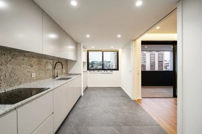 Apartamento T3 para Venda em Mafamude e Vilar do Paraíso