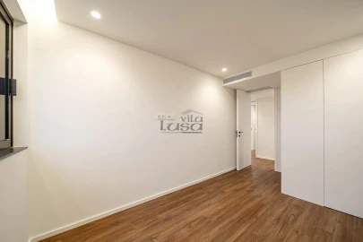 Apartamento T3 para Venda em Mafamude e Vilar do Paraíso