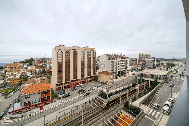 Apartamento T3 para Venda em Mafamude e Vilar do Paraíso Foto 11