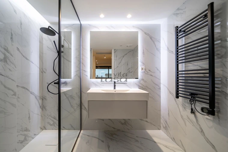 Apartamento T3 para Venda em Mafamude e Vilar do Paraíso Foto 29