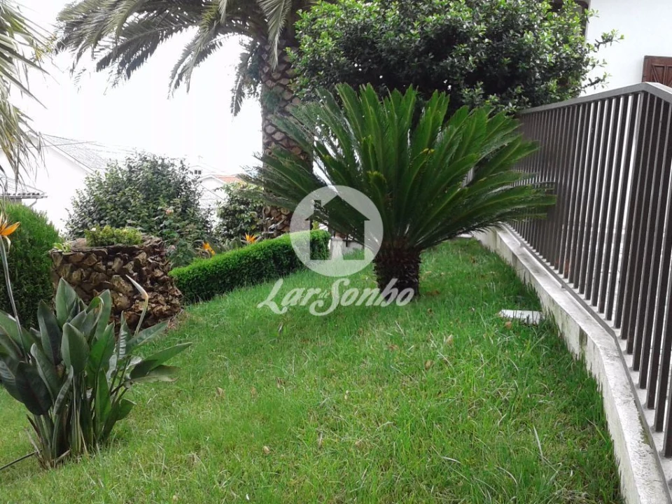 Moradia T4 para Venda em Figueiras e Covas Foto 4