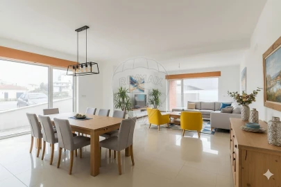 Moradia T4 para Venda em São Martinho do Bispo e Ribeira de Frades