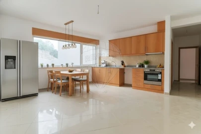 Moradia T4 para Venda em São Martinho do Bispo e Ribeira de Frades