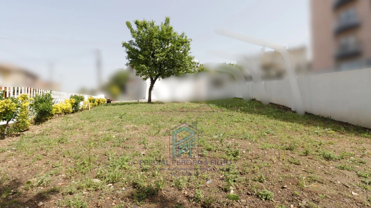 Moradia T5 para Venda em Rio Tinto Foto 30