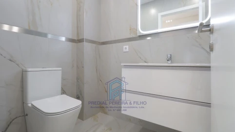 Moradia T5 para Venda em Rio Tinto